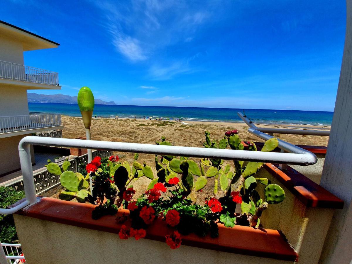 Castellammare Holiday 알카모 마리나 외부 사진